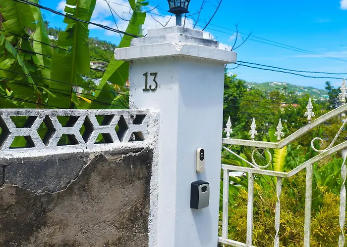 Apartment Comfy Seaview 2 Bedroom Apartment, Montego Bay, Ac, *